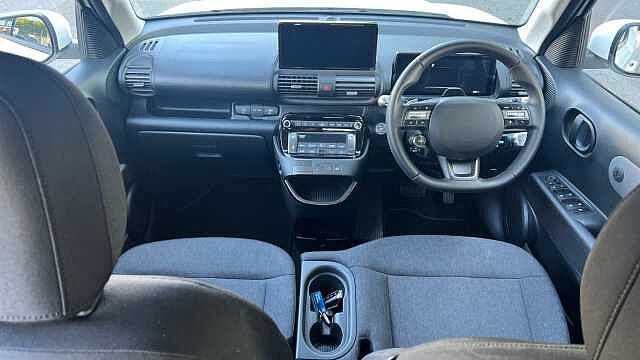 Hyundai INSTER Long Range 49kWh 01 SUV 5dr Electric Auto (115 ps) Atlas White
