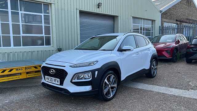 Hyundai KONA 1.0 T-GDi Play SUV 5dr Petrol Manual Euro 6 (s/s) (120 ps) White