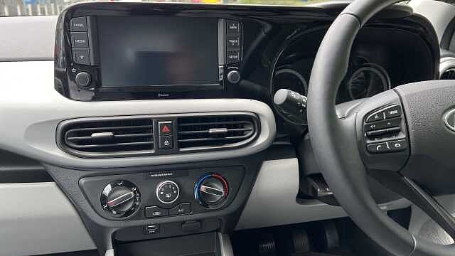 Hyundai i10 1.0 Premium Hatchback 5dr Petrol Manual Euro 6 (s/s) (67 ps)