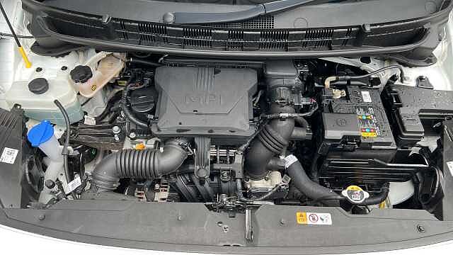 Hyundai i10 1.0 Premium Hatchback 5dr Petrol Manual Euro 6 (s/s) (67 ps)