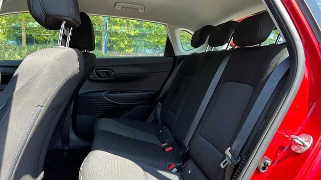 Hyundai I20 1.0 T-GDi MHEV SE Connect Hatchback 5dr Petrol Hybrid DCT Euro 6 (s/s) (100 ps) Red
