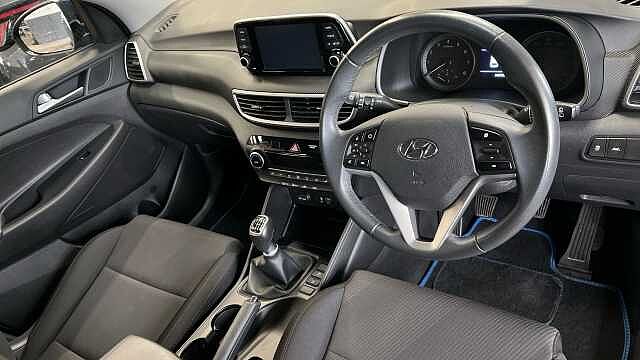 Hyundai TUCSON 1.6 GDi S Connect SUV 5dr Petrol Manual Euro 6 (s/s) (132 ps) Blue
