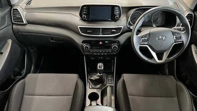 Hyundai TUCSON 1.6 GDi S Connect SUV 5dr Petrol Manual Euro 6 (s/s) (132 ps) Blue