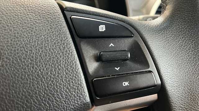 Hyundai TUCSON 1.6 GDi S Connect SUV 5dr Petrol Manual Euro 6 (s/s) (132 ps) Blue