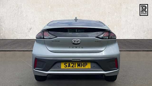 Hyundai IONIQ 1.6 h-GDi Premium SE Hatchback 5dr Petrol Hybrid DCT Euro 6 (s/s) (141 ps)