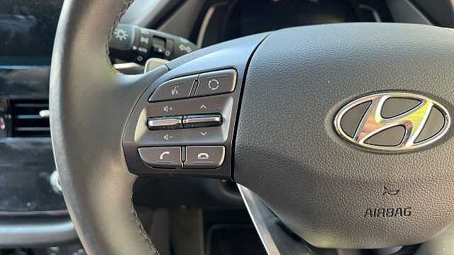 Hyundai IONIQ 1.6 h-GDi Premium SE Hatchback 5dr Petrol Hybrid DCT Euro 6 (s/s) (141 ps)