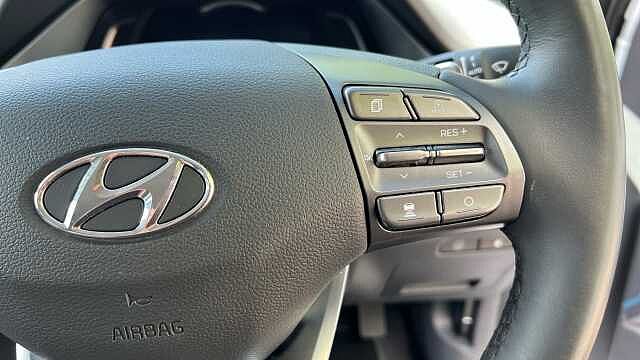 Hyundai IONIQ 1.6 h-GDi Premium SE Hatchback 5dr Petrol Hybrid DCT Euro 6 (s/s) (141 ps)