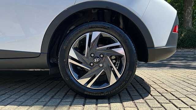 Hyundai BAYON 1.0 T-GDi MHEV SE Connect SUV 5dr Petrol Hybrid DCT Euro 6 (s/s) (100 ps)