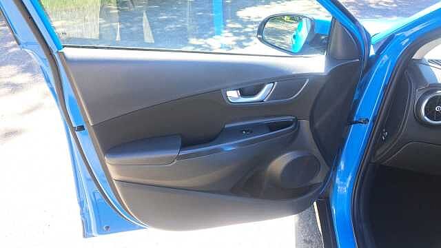 Hyundai KONA 1.0 T-GDi MHEV SE Connect SUV 5dr Petrol Hybrid Manual Euro 6 (s/s) (120 ps)