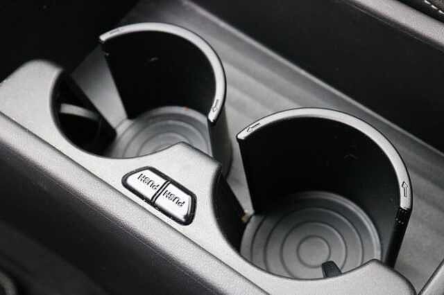 Hyundai KONA 65.4kWh Advance Auto 5dr