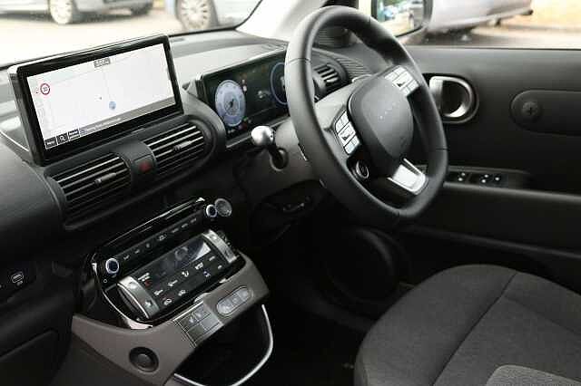 Hyundai INSTER Long Range 49kWh 02 Auto 5dr
