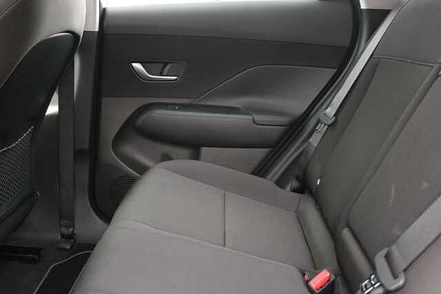 Hyundai KONA 48.4kWh Advance Auto 5dr
