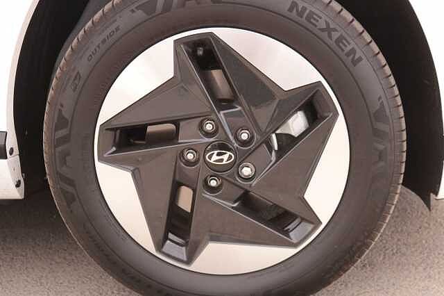 Hyundai KONA 48.4kWh Advance Auto 5dr