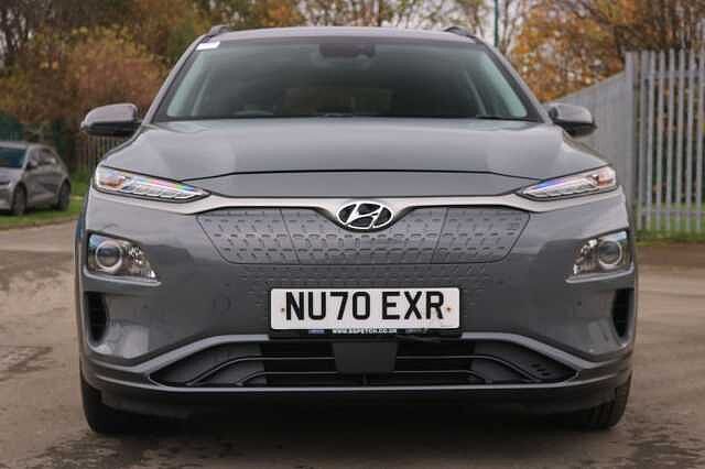 Hyundai KONA 64kWh Premium Auto 5dr (7kW Charger) Grey