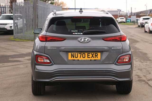 Hyundai KONA 64kWh Premium Auto 5dr (7kW Charger) Grey