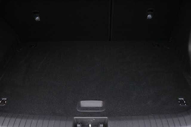 Hyundai KONA 64kWh Premium Auto 5dr (7kW Charger) Grey