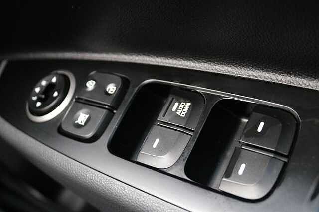 Hyundai I10 1.0 SE Euro 6 5dr Blue