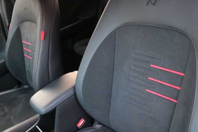 Hyundai KONA 1.6 h-GDi N Line S DCT Euro 6 (s/s) 5dr Red