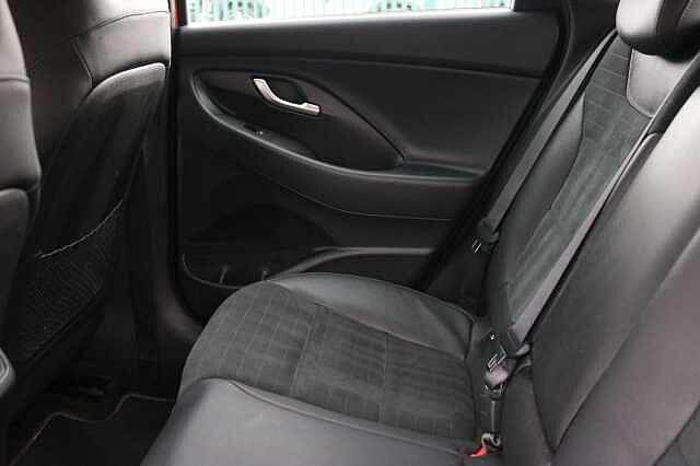 Hyundai I30 1.4 T-GDi N Line + Fastback DCT Euro 6 (s/s) 5dr Red