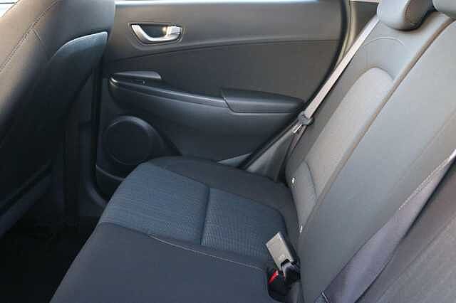 Hyundai KONA 1.0 T-GDi MHEV SE Connect Euro 6 (s/s) 5dr Red