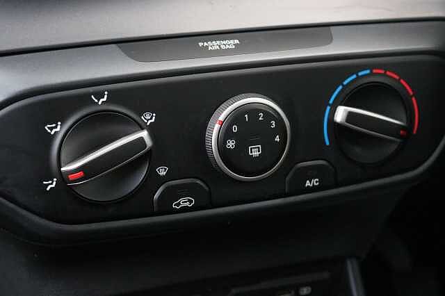 Hyundai I20 1.0 T-GDi MHEV SE Connect Euro 6 (s/s) 5dr Black