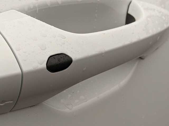 Hyundai KONA 1.6 h-GDi Ultimate DCT Euro 6 (s/s) 5dr White