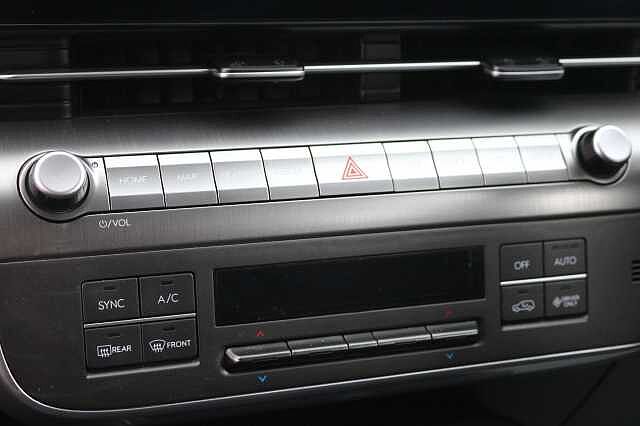 Hyundai KONA 1.6 GDi Hybrid Advance 5dr DCT White