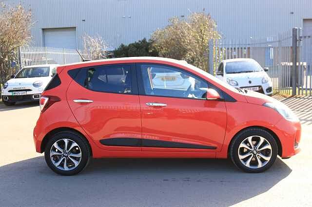 Hyundai I10 1.2 Premium SE 5dr Red