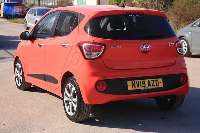 Hyundai I10 1.2 Premium SE 5dr Red
