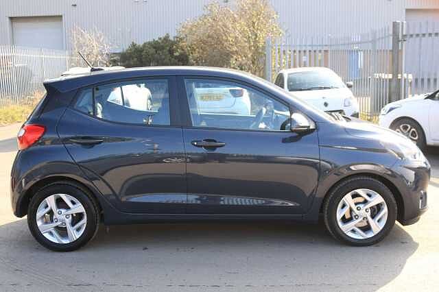 Hyundai I10 1.0 MPi SE Connect 5dr Auto Grey