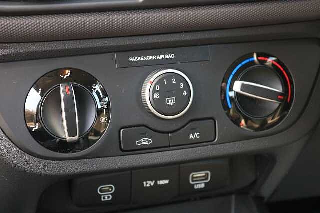 Hyundai I10 1.2 Advance 5dr Auto Blue