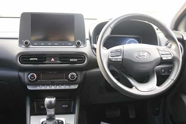 Hyundai KONA 1.6 GDi Hybrid SE Connect 5dr DCT Black