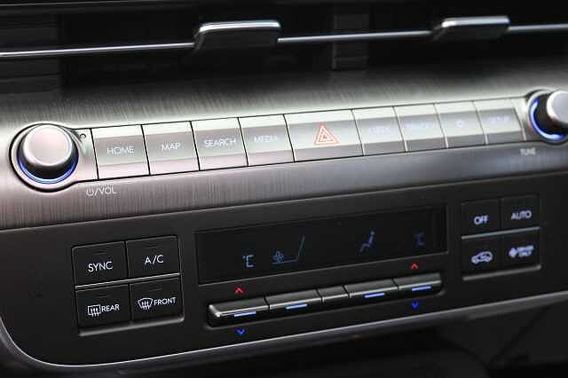 Hyundai KONA 65.4kWh Ultimate Auto 5dr Blue