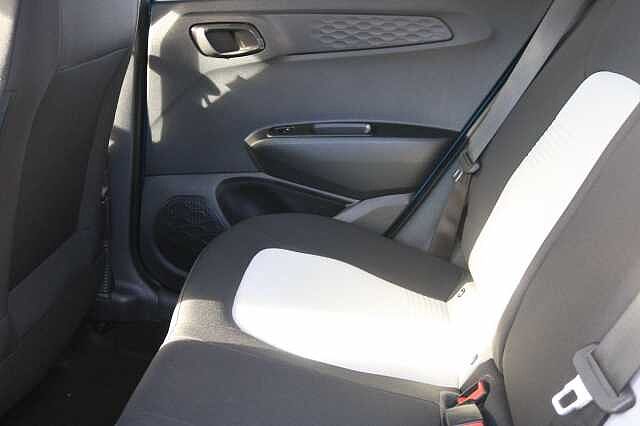 Hyundai i10 1.2 MPi Premium 5dr Auto