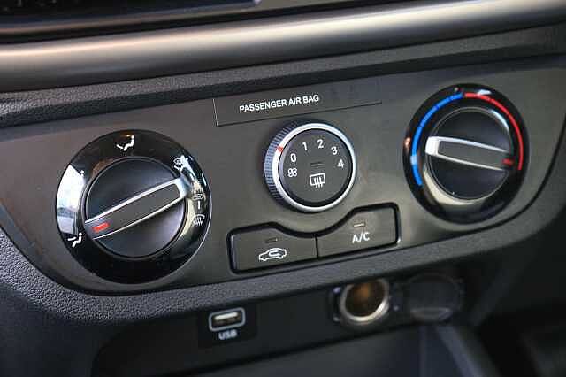 Hyundai i10 1.2 MPi Premium 5dr Auto