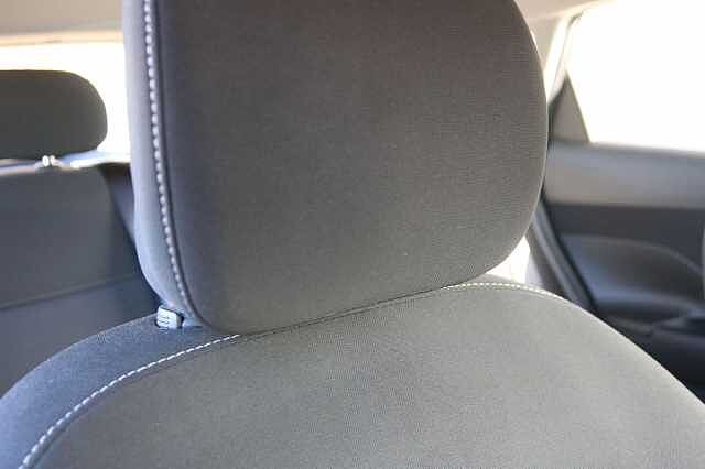 Hyundai KONA 1.0T Advance 5dr Green