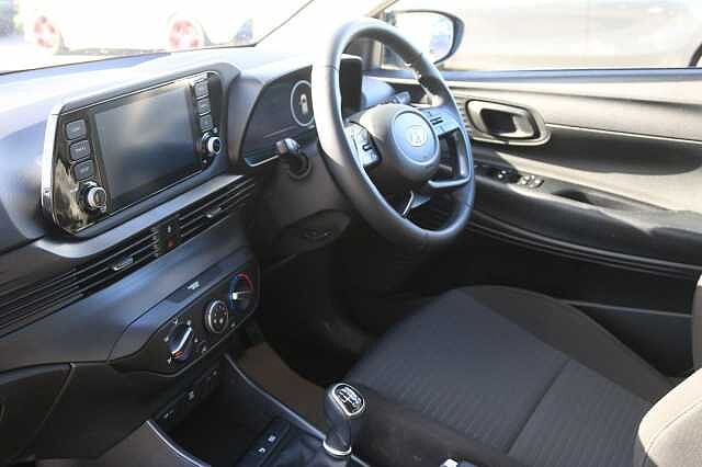 Hyundai I20 1.0T GDi 48V MHD SE Connect 5dr White