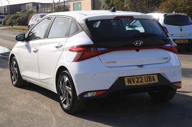 Hyundai I20 1.0T GDi 48V MHD SE Connect 5dr White