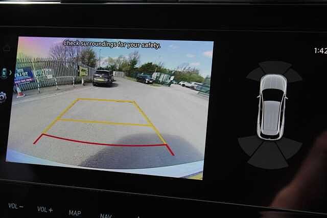 Hyundai TUCSON 1.6 TGDi Hybrid 230 Ultimate 5dr 2WD Auto White