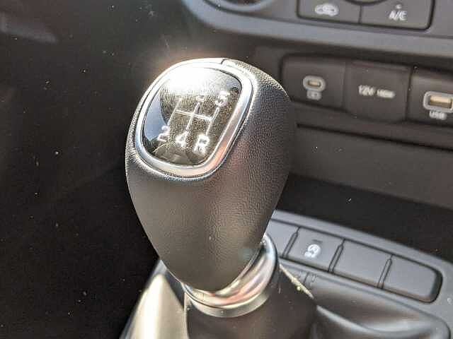 Hyundai I10 1.0 Advance 5dr Green