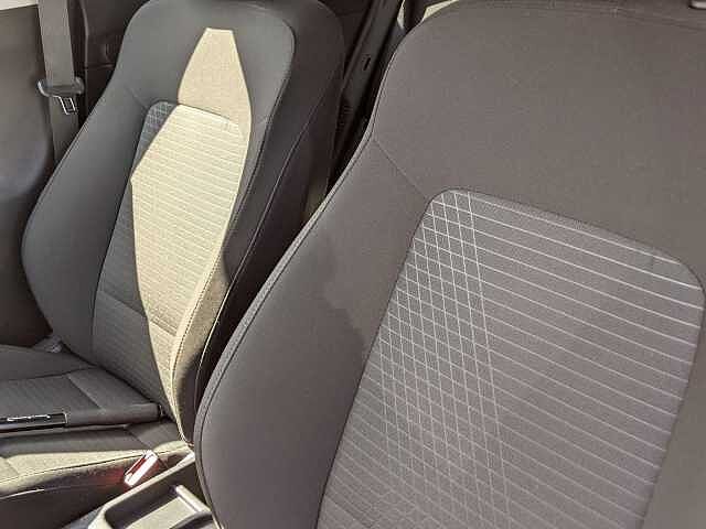 Hyundai I20 1.0T GDi 48V MHD SE Connect 5dr White