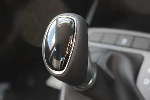 Hyundai i10 1.0 [63] Advance 5dr Auto [Nav]