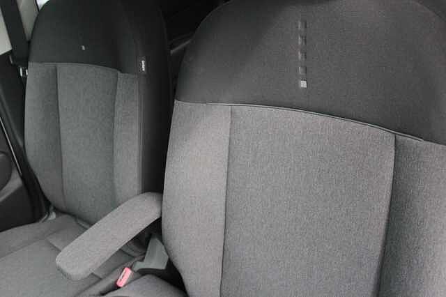 Hyundai INSTER 85kW 02 49kWh 5dr Auto Beige