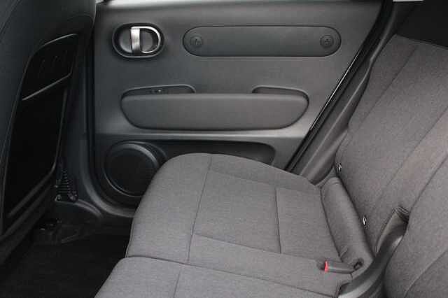 Hyundai INSTER 85kW 02 49kWh 5dr Auto Beige