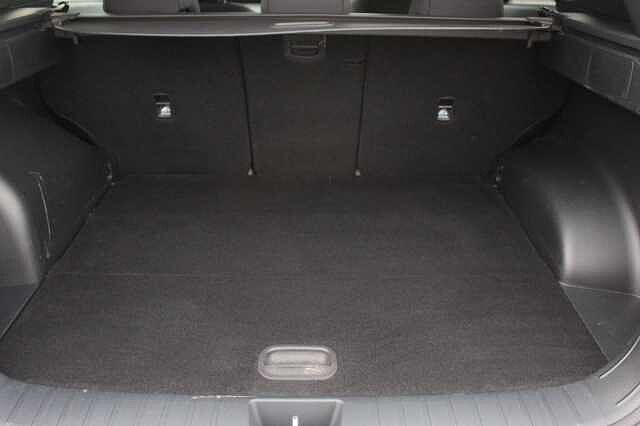 Hyundai TUCSON 1.6 TGDi Hybrid 230 SE Connect 5dr 2WD Auto Red