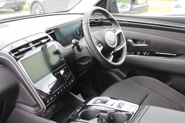 Hyundai TUCSON 1.6 TGDi Hybrid 230 SE Connect 5dr 2WD Auto Red
