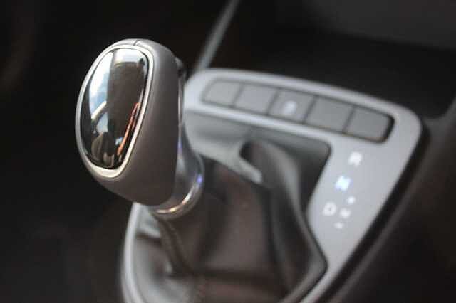 Hyundai i10 1.2 MPi SE Connect 5dr Auto