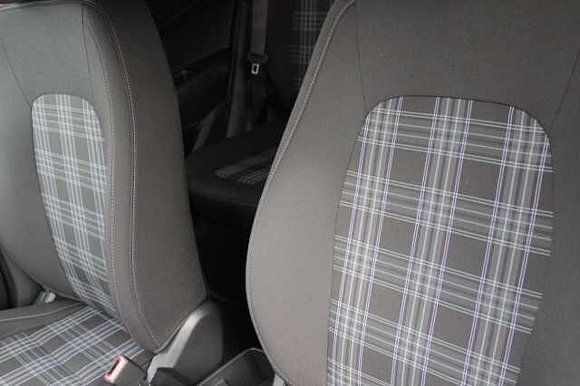 Hyundai i10 1.2 [79] Premium 5dr [Nav]