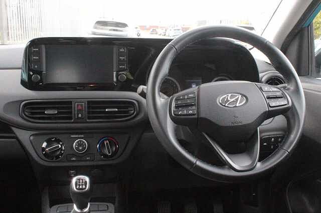 Hyundai i10 1.0 MPi SE Connect 5dr
