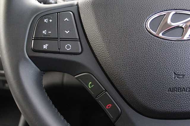 Hyundai I10 1.0 SE 5dr Red